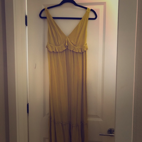 Who What Wear Yellow mumu dress - Picture 1 of 3